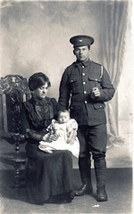 Samuel Hinchliffe (1891-1919), his wife Mary 'Polly' Hall (1891-1975), and son Sam
