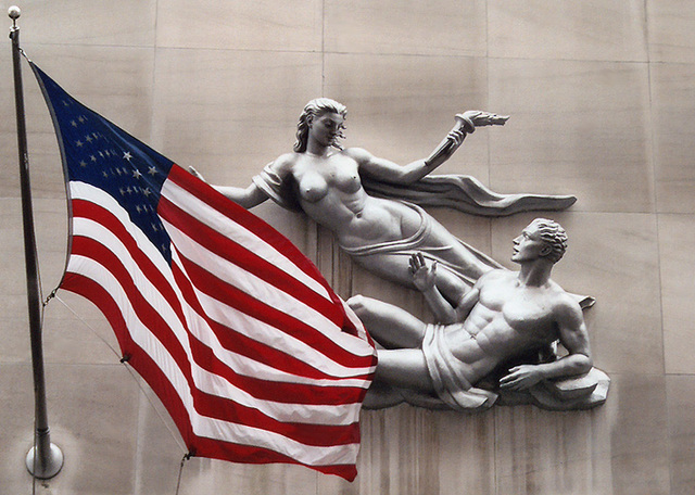 Sculpture and Flag Above the Carlyle Galleries on Madison Avenue, Nov. 2006