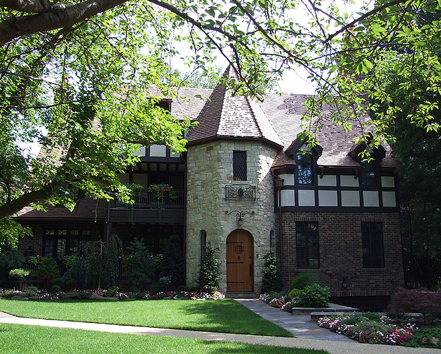 Tudor House with Turret in Forest Hills Gardens, July 2007