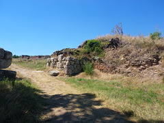 Justiniana Prima : porte est de la ville basse.