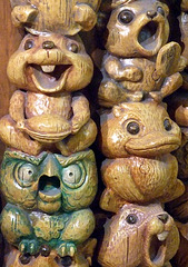 Detail of the Animal Totem Columns in the Disney Store on 5th Avenue, August 2007