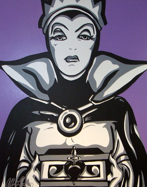 Painting of the Wicked Queen in the Disney Store on 5th Avenue, August 2007