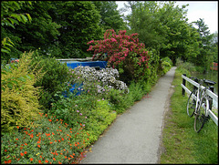 canal path garden