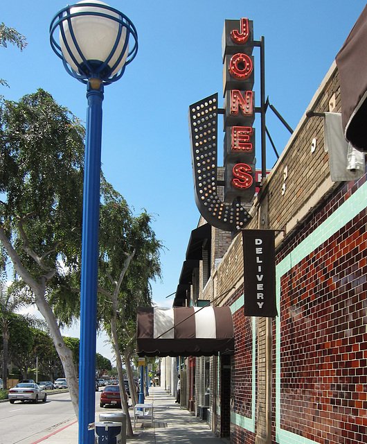Hollywood Jones Cafe (2398)