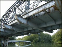 Kennington bridges