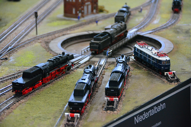Dordt in Stoom 2014 – Locomotives waiting for their turn