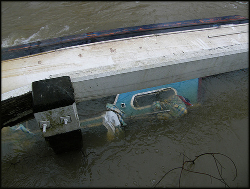 sunk boat at Osney Weir