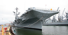 USS Hornet (2762)