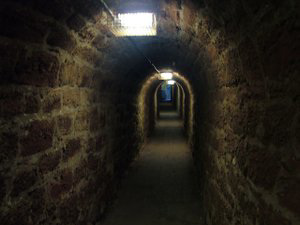 Hollow tunnel at Shaldon