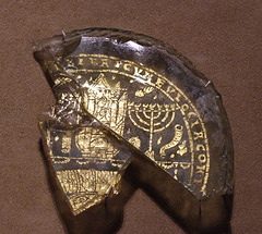 Gold Glass Bowl Base with Jewish Symbols in the Metropolitan Museum of Art, March 2010