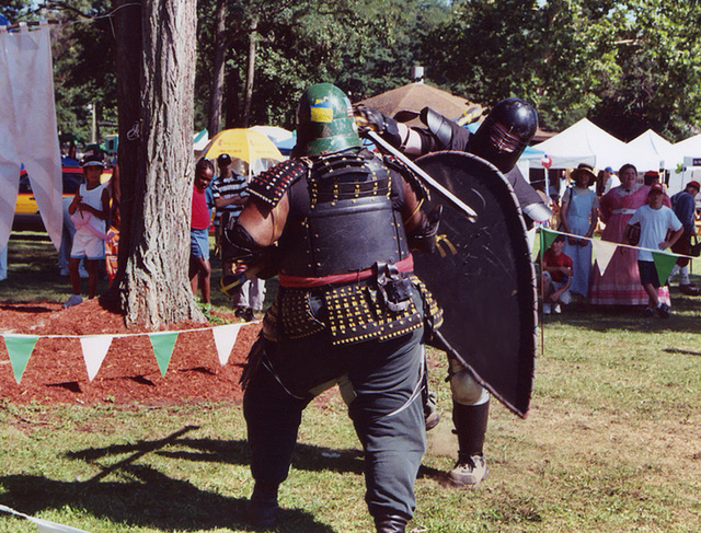 John the Bear & Mael Eoin Fighting at the Peekskill Celebration, Aug. 2006