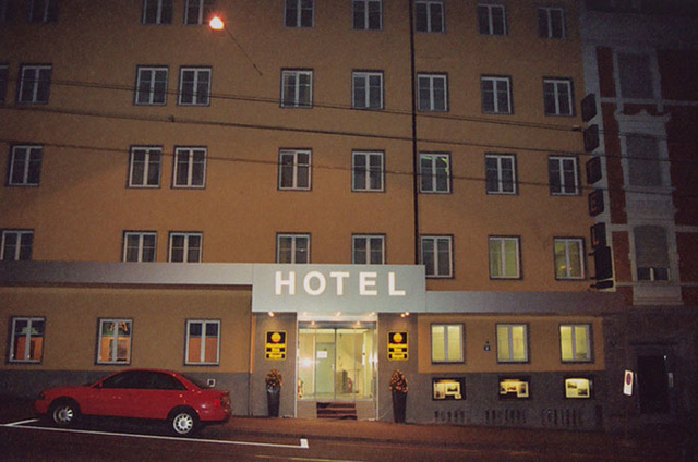 Comfort Inn in Zurich, Nov. 2003