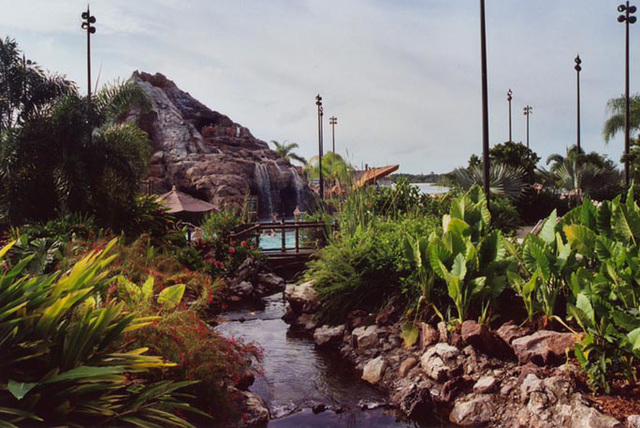 Pool at Disney's Polynesian Resort Hotel, 2004