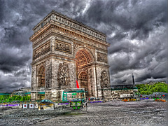 PARIS: L'Arc de Triomphe.