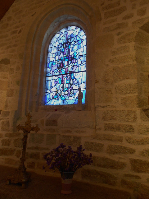 vitrail chapelle st léonard