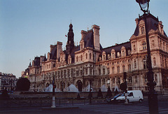 Hotel De Ville in Paris, March 2004