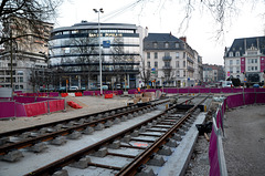 BESANCON: Construction de tram: pont de la république, ave Carnot.