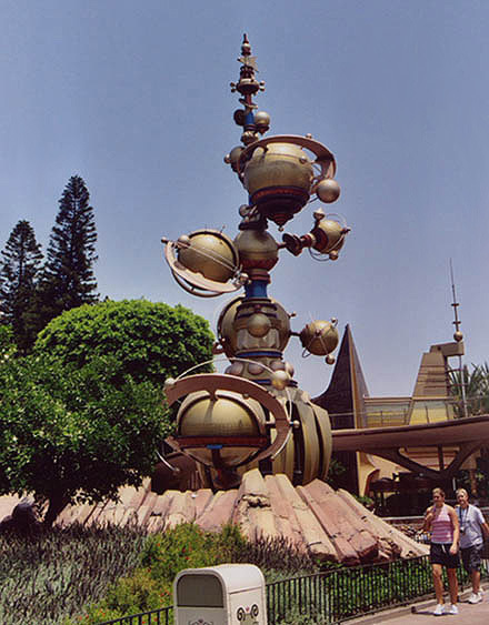 Tomorrowland Revolving Sculpture, 2003