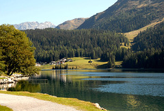 Le lac de Davos (1560 m. alt.)