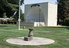 Reedley, CA WCTU fountain and band shell (0604)