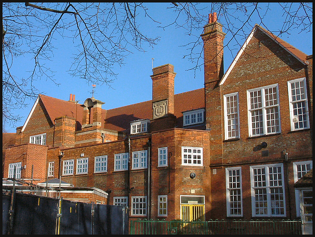 East Oxford Primary School