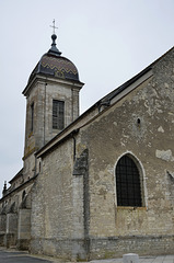 PESMES: Le clocher de l'église Saint-Hilaire.