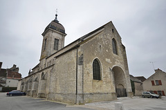 PESMES: L'Eglise Saint-Hilaire.
