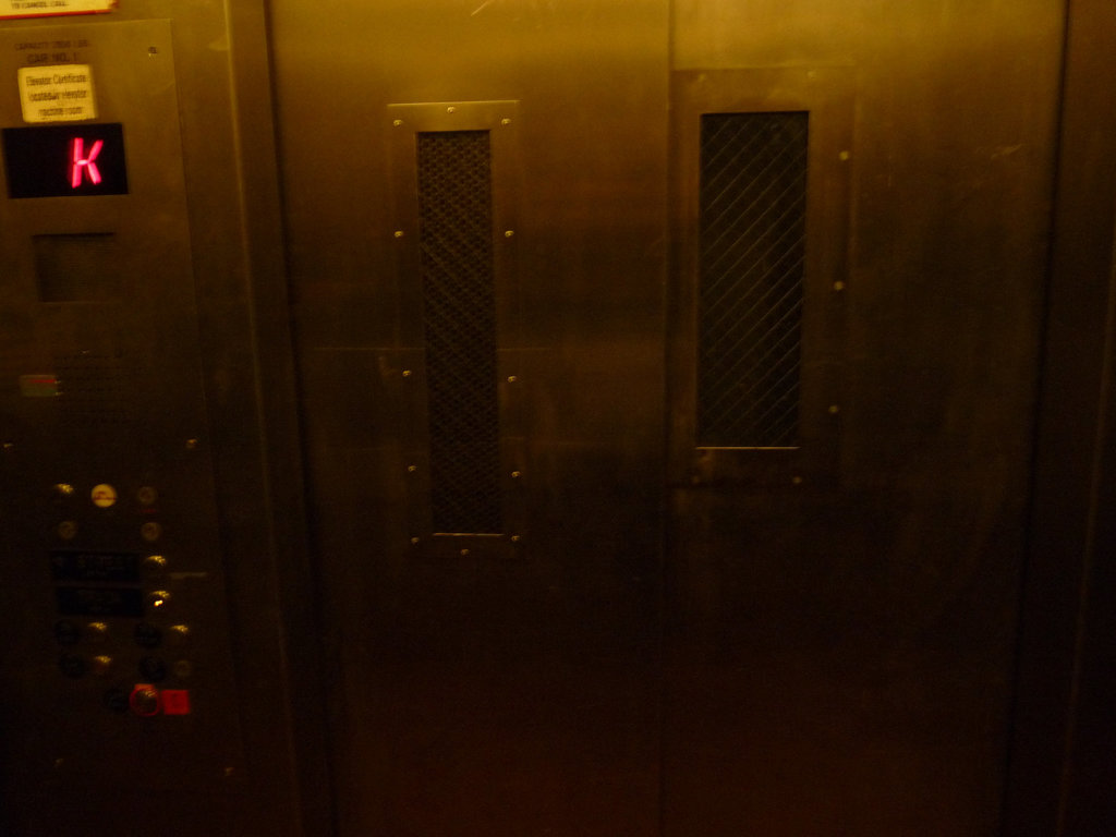 metro elevator