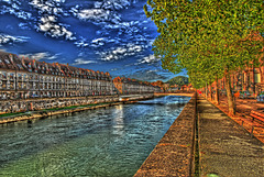 BESANCON: Les quais Vauban et Strasbourg.