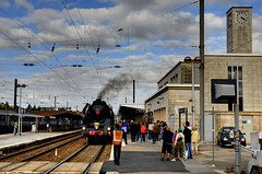 BESANCON: Passage de la locomotive 241P17.