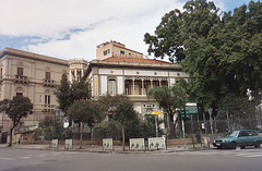 Villa on the Way to La Zisa in Palermo, March 2005