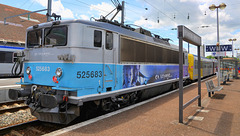 BESANCON: Gare SNCF Viotte: Départ de la 525683 pour Dijon.