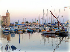 ...le port de la Ciotat ,pour vous souhaiter une belle journée...