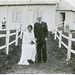 (476) Brudeparet Charlotte Josefine Nordeng og Amandus Seberg Johansen foran Baptistenes bedehus på Sommarøy, 11. juni 1938