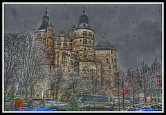 MONTBELIARD (25): Le Chateau sous la neige tombant.