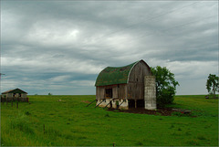 The Old Barn and the Sky