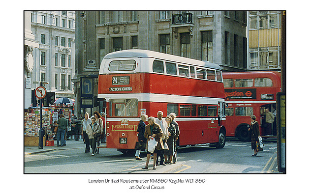 RM880 WLT 880 Oxford Circus London United livery