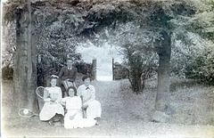 Alexander, Annie, Agnes and Lillian Hay