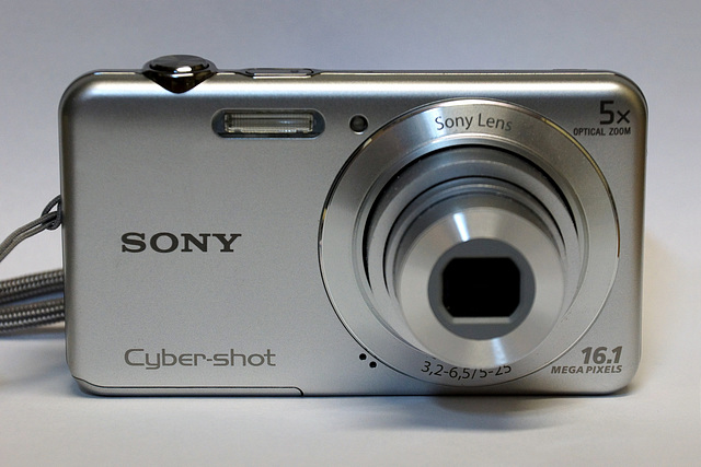 Sony Cyber-Shot DSC-W710