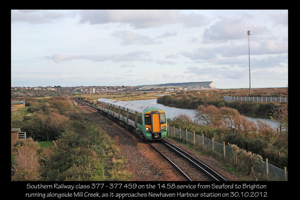 377 459 approaching Newhaven on 30.10.2012
