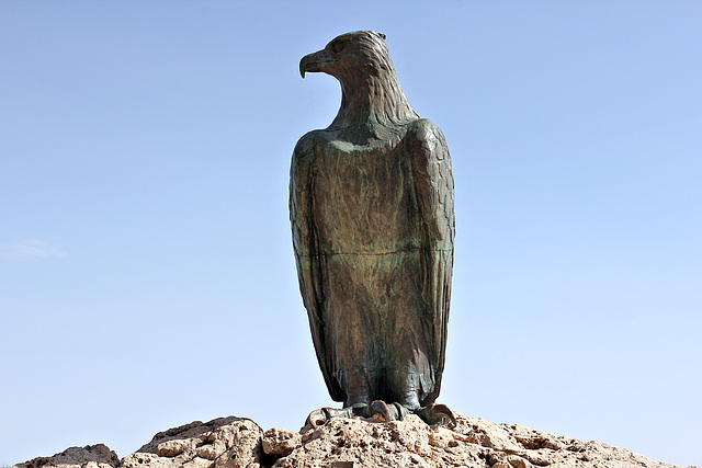 broncener Adler- Christomannos-Denkmal