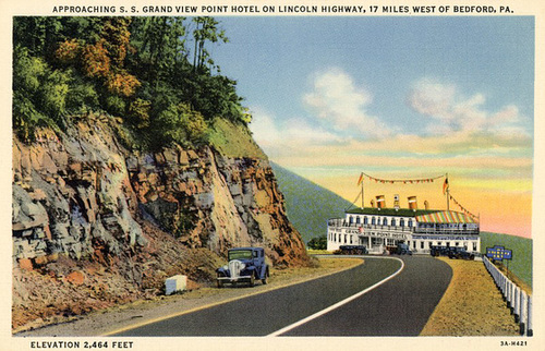 Grand View Ship Hotel, Approach to the Hotel, Lincoln Highway, West of Bedford, Pa.