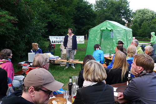 Vortrag von Harald Lemke beim KEBAP Fest -- vortrag-1160615