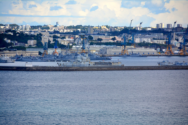 Pointe des Espagnols 2014 – French navy in the harbour of Brest