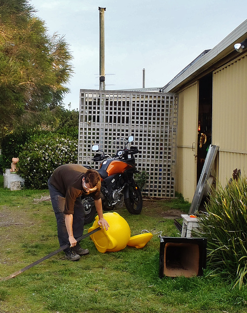 Hugues working on the new mailbox