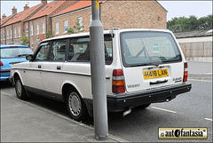 1991 Volvo 240 GL Estate - H418 LAN