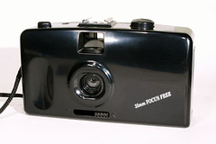 35mm Focus Free Camera
