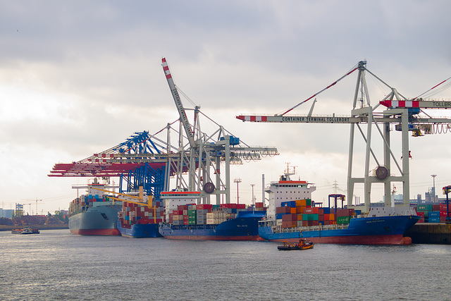 Hamburg Containerhafen DSC03532