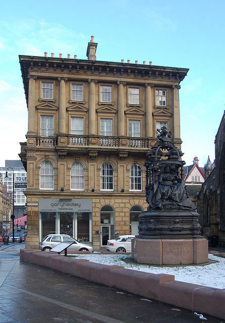 Former Newcastle Joint Stock Bank and Queen Victoria Memorial, Newcastle upon Tyne