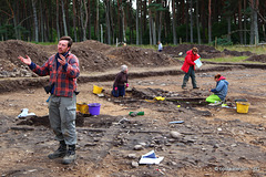 Dr Fraser Hunter, Principal Curator, Iron Age and Roman Collections at the National Museum of Scotland, explaining the site to his audience.
